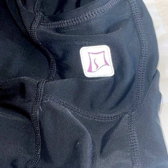 Skirt Sports Womens Padded Cycling Shorts Black Pink Sz L - Picture 6 of 9